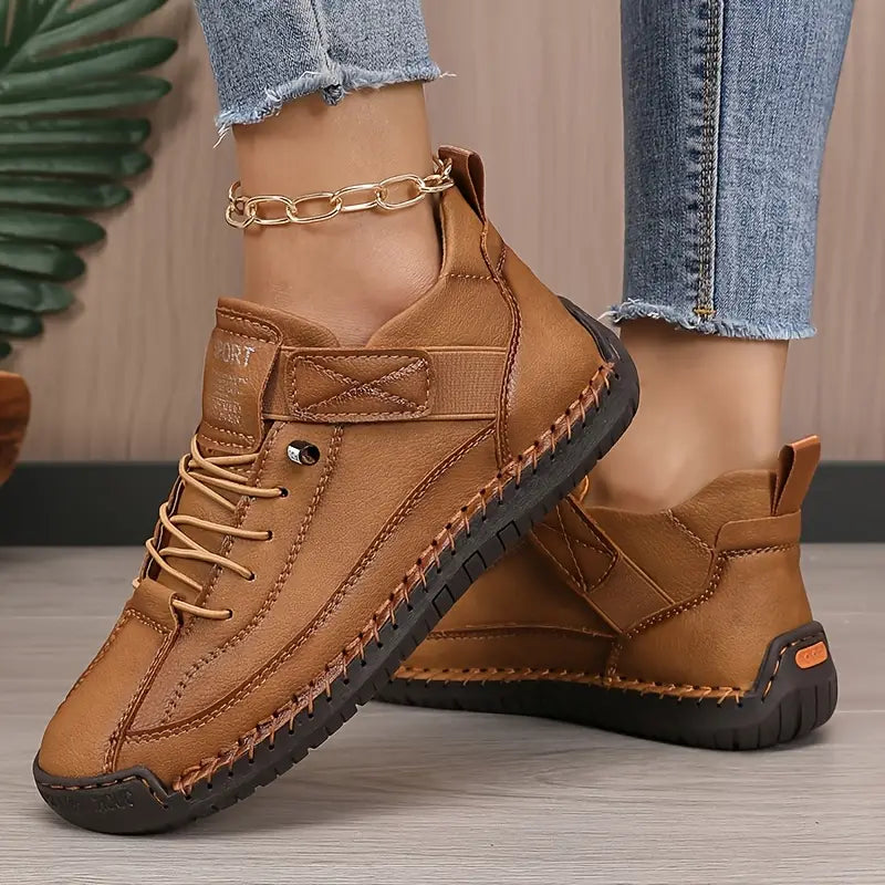 Liora | Zapatillas ortopédicas ligeras con puntera ancha