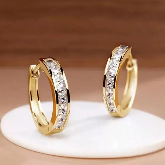 Elegantes | Pendientes de aro de oro y cristal